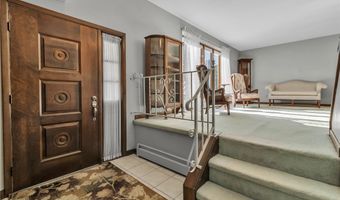 147 Sagewood Ter, Amherst, NY 14221