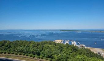 25 King James Ln, Atlantic Highlands, NJ 07716