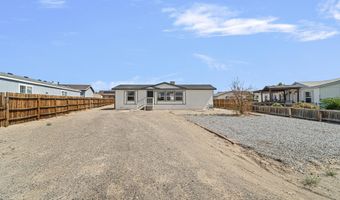 863 Jennys Ln, Fernley, NV 89408