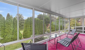 608 Raritan Ave, Atlantic Highlands, NJ 07716