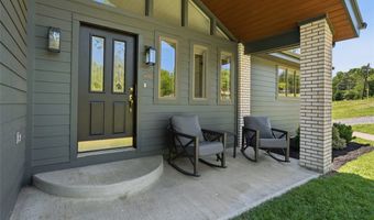 2420 Thomas Dr, Allison Park, PA 15101