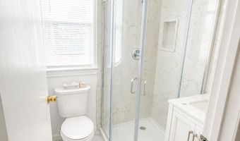 1826 Pacific Ave, Alameda, CA 94501