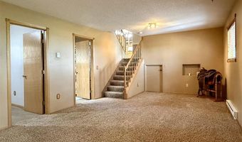 221 44th St N, Cody, WY 82414