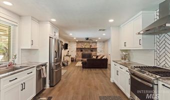 13712 Jarett St, Caldwell, ID 83607