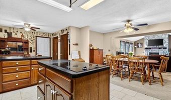 1329 Oakdale Dr, Bartlesville, OK 74006