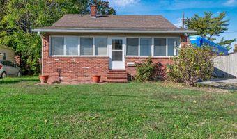 3400 Milton Dr, Alton, IL 62002