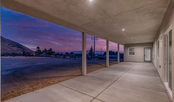 19707 Roanoke Rd, Apple Valley, CA 92307