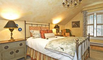 850 Sheridan Ln, Gardnerville, NV 89460