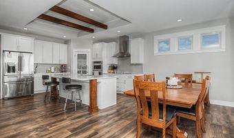 50181 Prairie Point Ct, Ames, IA 50014