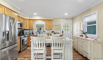 240 Timberline Rd, Toms River, NJ 08753