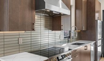 138 Clear Creek Dr, Ashland, OR 97520