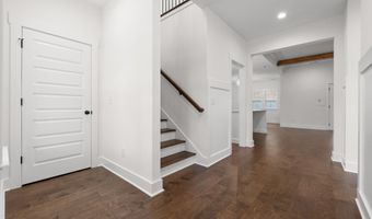 3511 Hawks Creek Dr, Apison, TN 37302