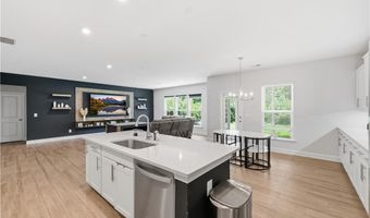 669 Fairway Dr, Acworth, GA 30101