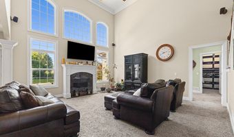 2820 Ashwood Dr, Alliance, OH 44601