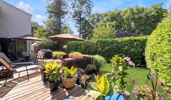 68 Argyle Rd, Albertson, NY 11507