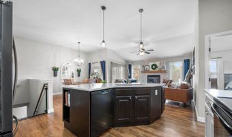 220 S Onewood Dr, Andover, KS 67002