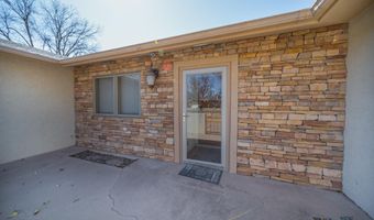 1403 S Country Club Cir, Carlsbad, NM 88220