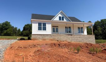 9009 Stonewall Rd, Appomattox, VA 24522
