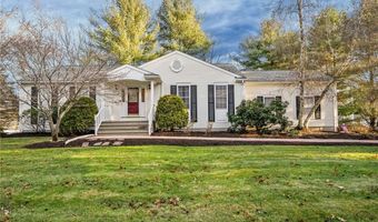 2 Mulberry Dr, Cranston, RI 02921