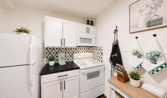 902 NW B St, Ardmore, OK 73401