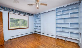 6272 Earhart Rd, Ann Arbor, MI 48105