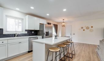 1209 N Helen St, Augusta, KS 67010