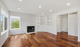 2243 Sun Valley Dr, Ann Arbor, MI 48108