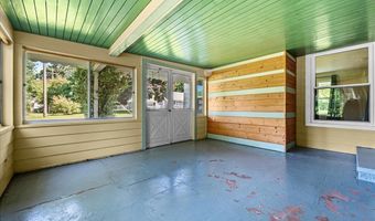 73837 Floral St, Armada, MI 48005