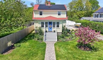 7 Verndale Cir, Bristol, RI 02809