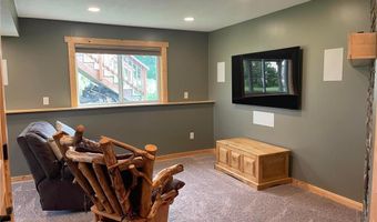 601 25th Ave NW, Austin, MN 55912