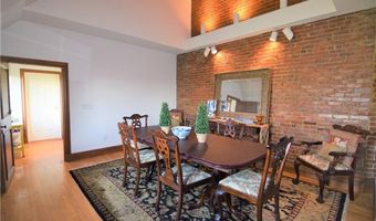 61 Ledge Rd J, Newport, RI 02840