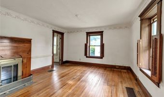 158 Mill St, Amherst, NY 14221