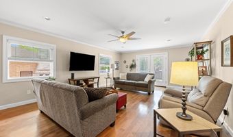 1319 Glamorgan St, Alliance, OH 44601