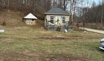 563 Moores Creek Greenhill Rd, Annville, KY 40402