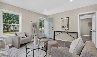 637 MARKET St, Aberdeen, MD 21001