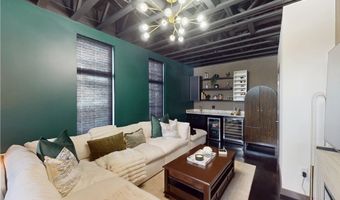 121 N Howard St, Akron, OH 44308