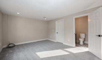 16 Church St, Belmont, NH 03220