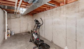 3814 Brookdale Ave, Ames, IA 50010