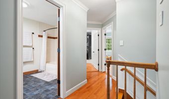 43 Darling Parke Dr, Bangor, ME 04401