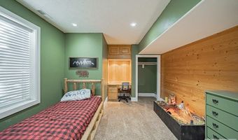 2802 S Hidden Hutch Dr, Ammon, ID 83401