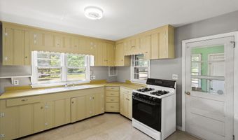 200 Burr Ext St, Barnegat, NJ 08005