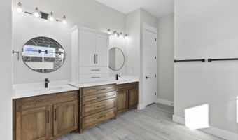 116 Western Way, Adkins, TX 78101