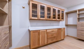 409 Tolman Rd, Clark, WY 82435