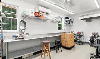 226 Tourtellot Hill Rd, Glocester, RI 02814