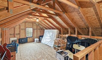 14 Hidden Lake Cir, Barnegat, NJ 08005