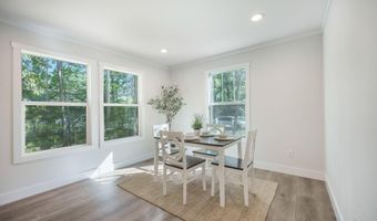 103 Bush Dr, Bonneau, SC 29431