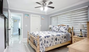 6531 SANTIAGO Ct, Apollo Beach, FL 33572