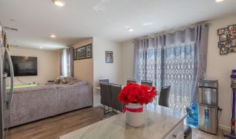 6421 Maple Leaf Ln, Riverbank, CA 95367