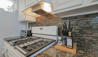128 N Rhode Island Ave, Atlantic City, NJ 08401
