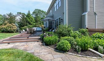 264 Fieldstone Ln, North Kingstown, RI 02874